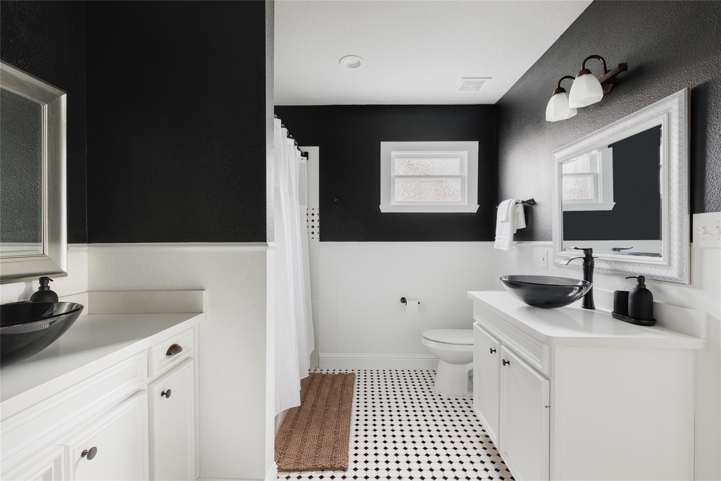 2903 Wichita Street - Photo 9