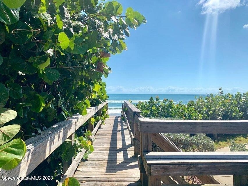 3243 Beach View Way - Photo 24