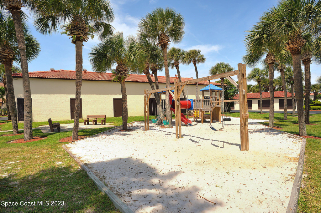 3243 Beach View Way - Photo 18