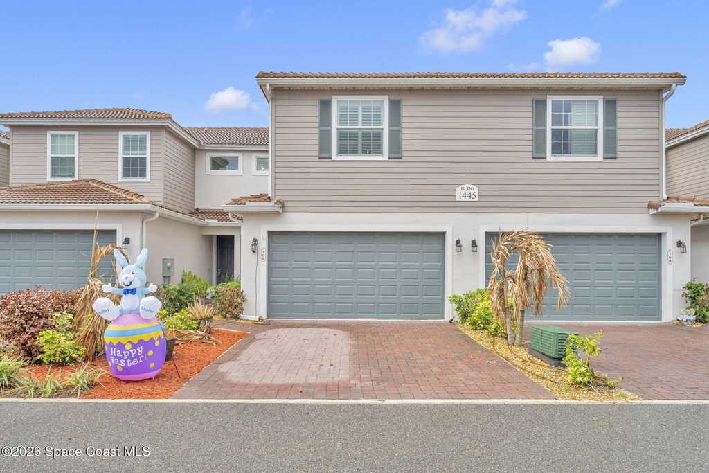 1445 Isabella Drive - Photo 3