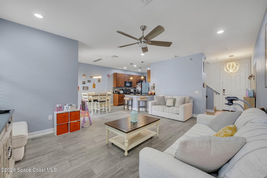 1445 Isabella Drive - Photo 11