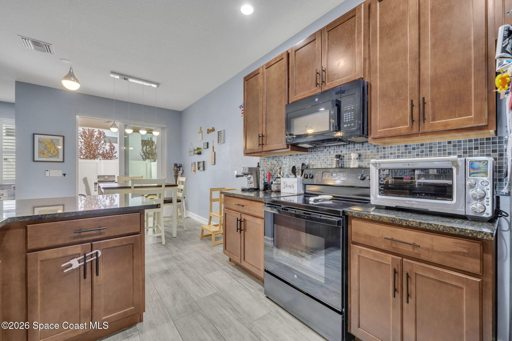 1445 Isabella Drive - Photo 20