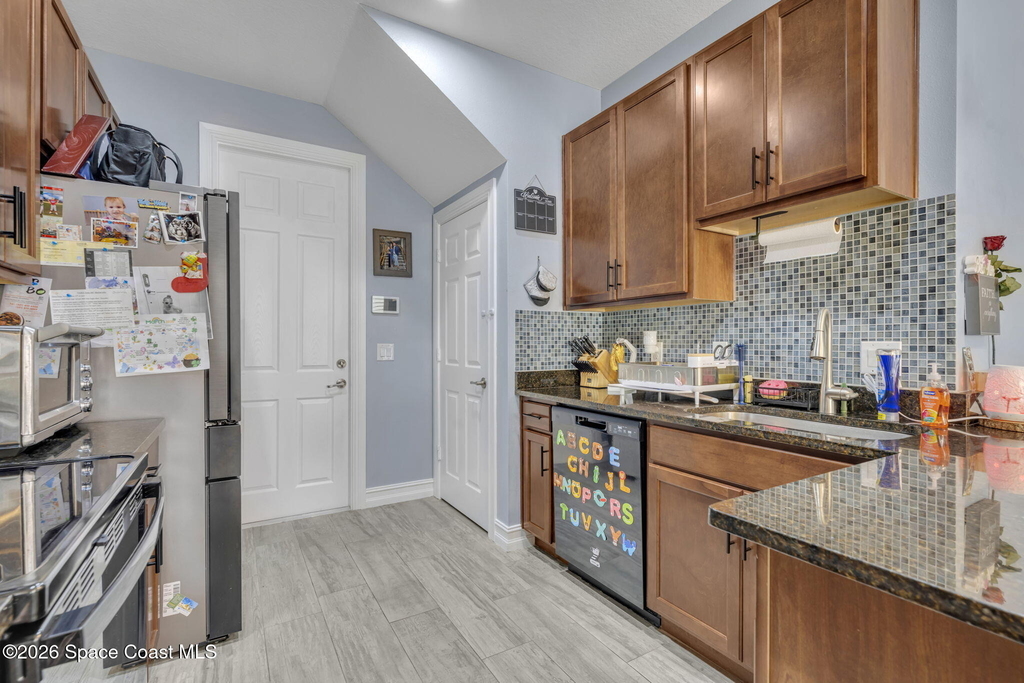 1445 Isabella Drive - Photo 17