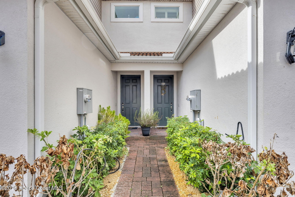 1445 Isabella Drive - Photo 6