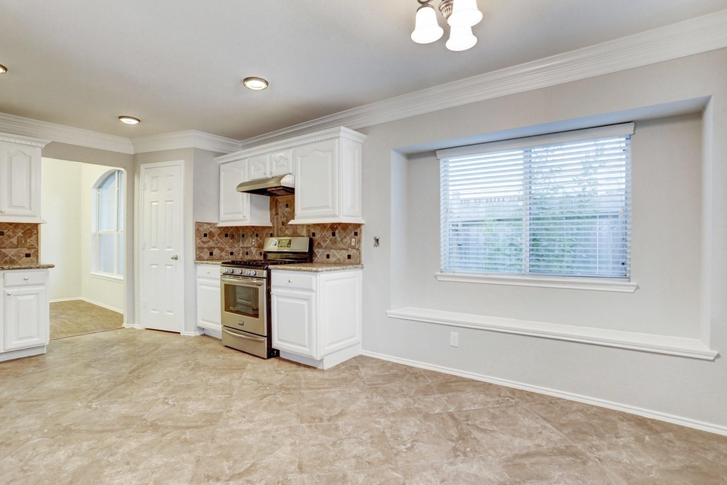 3806 Flatwood Drive - Photo 16
