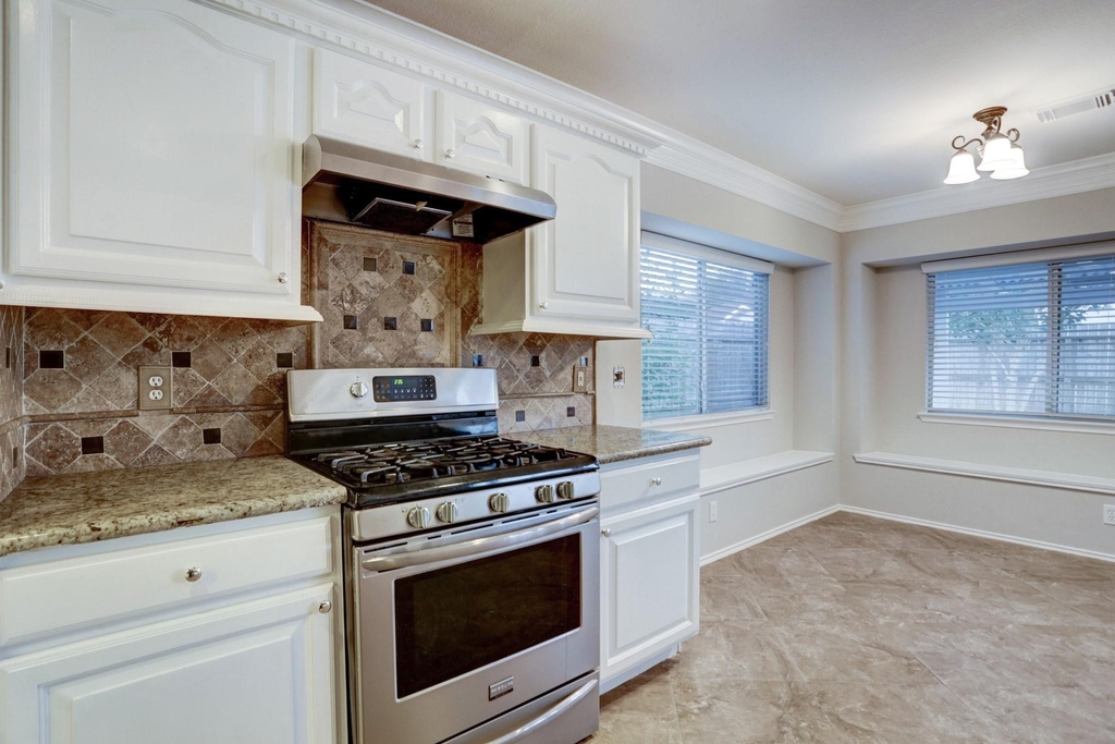 3806 Flatwood Drive - Photo 12