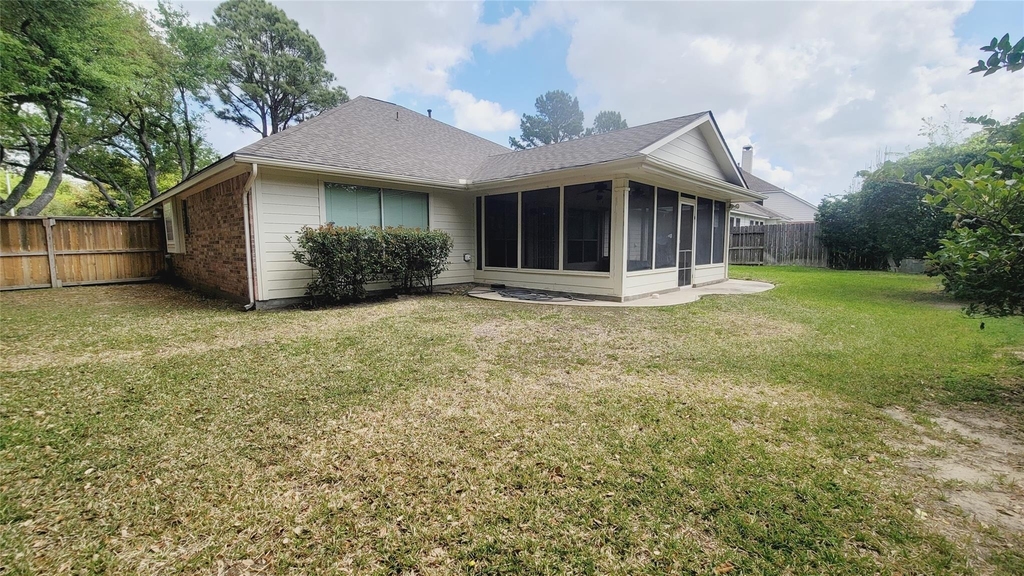 16215 Brinton Court - Photo 24