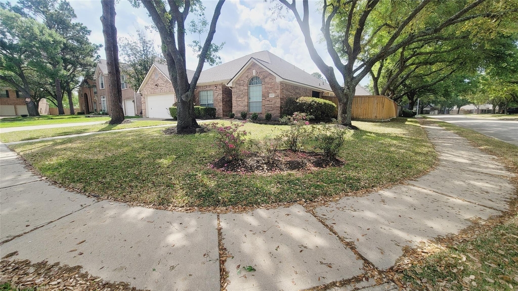 16215 Brinton Court - Photo 1