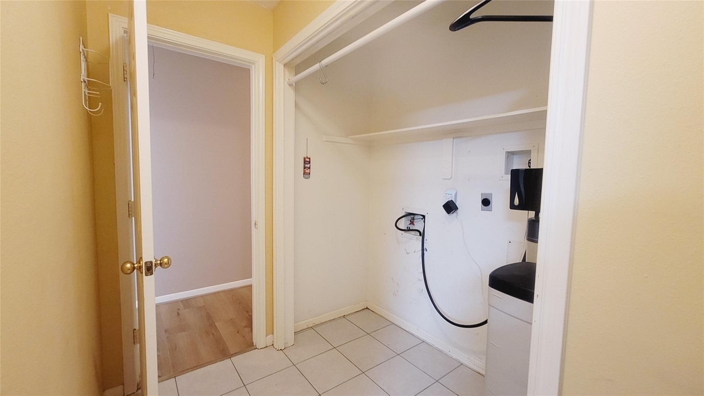 16215 Brinton Court - Photo 21