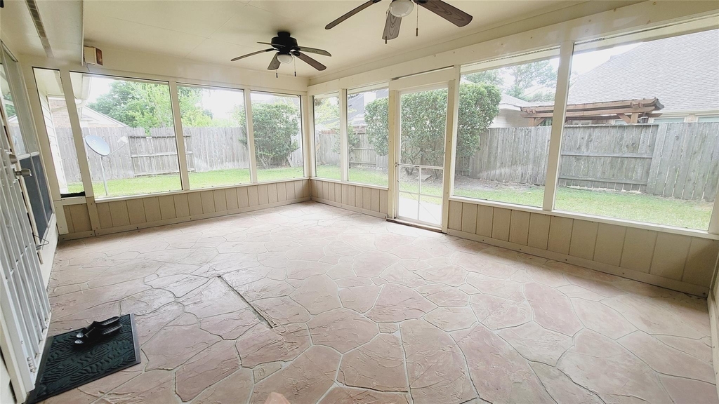16215 Brinton Court - Photo 23