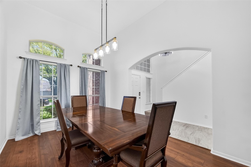 15807 Sonoma Park Drive - Photo 5