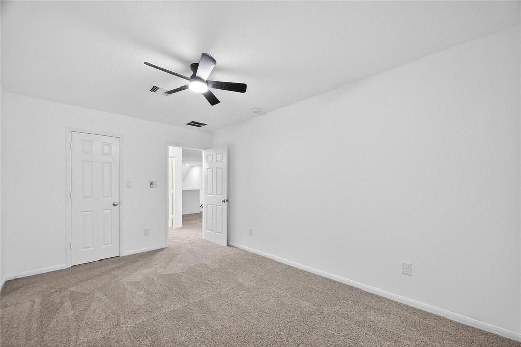 15807 Sonoma Park Drive - Photo 32