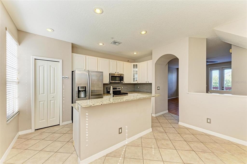 3047 Pointeview Drive - Photo 9