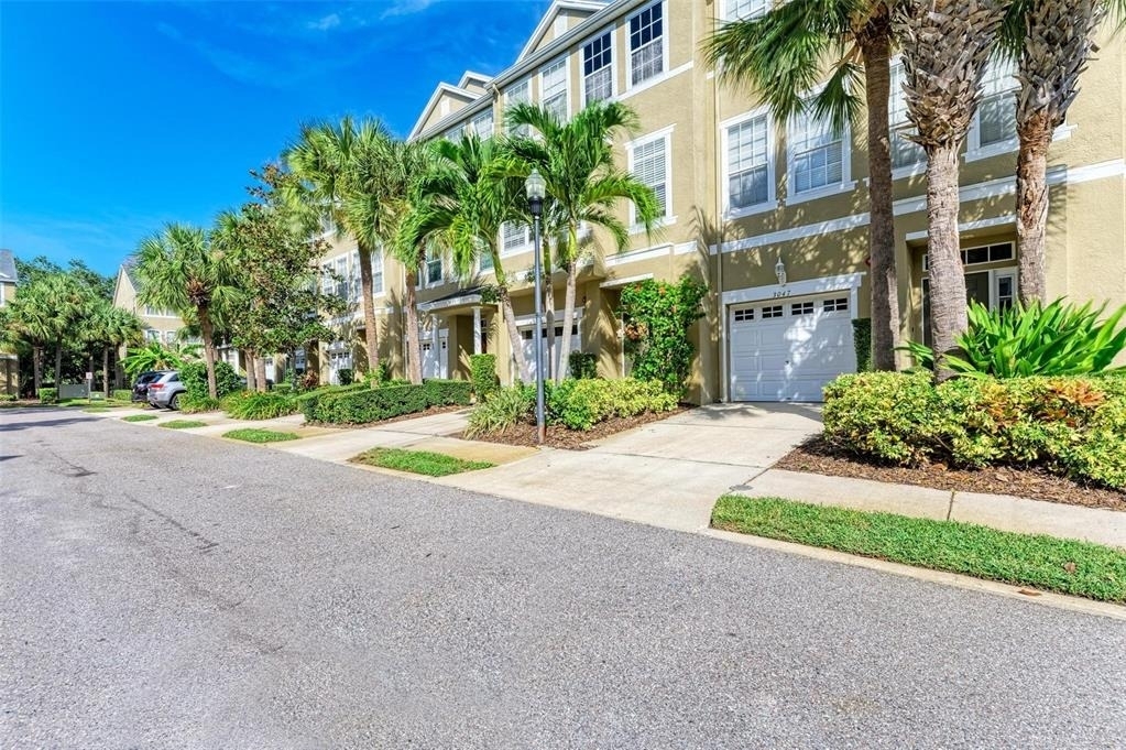 3047 Pointeview Drive - Photo 1