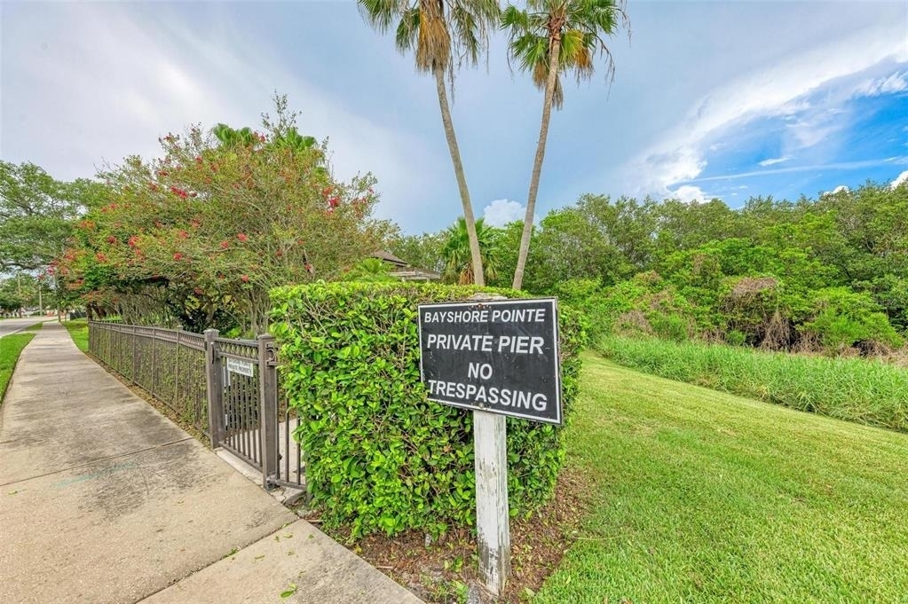 3047 Pointeview Drive - Photo 55