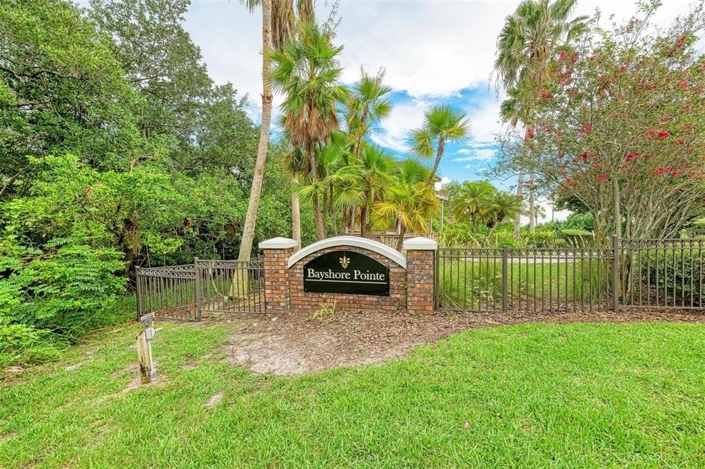 3047 Pointeview Drive - Photo 44