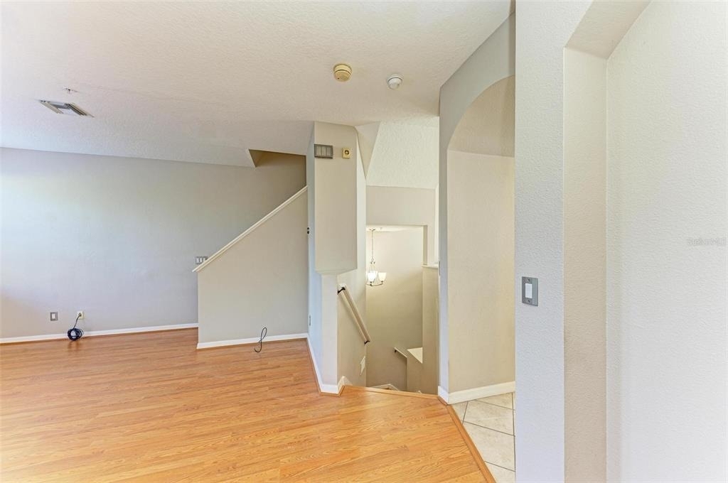 3047 Pointeview Drive - Photo 6