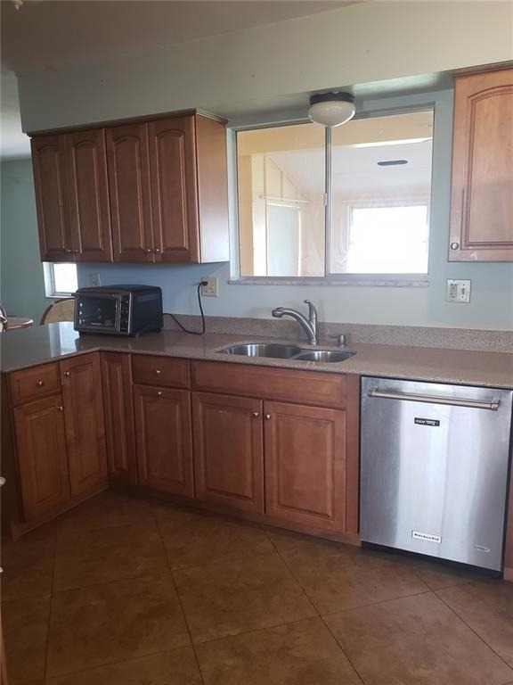 714 Indian Wells Avenue - Photo 3