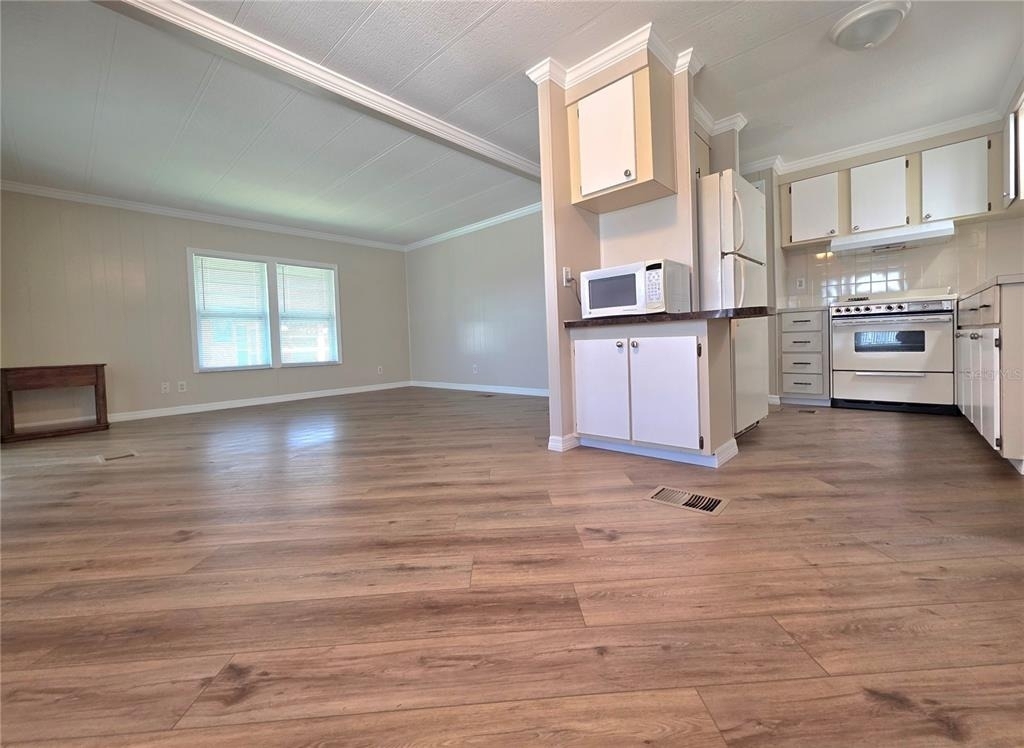 36801 Camelia Court - Photo 12