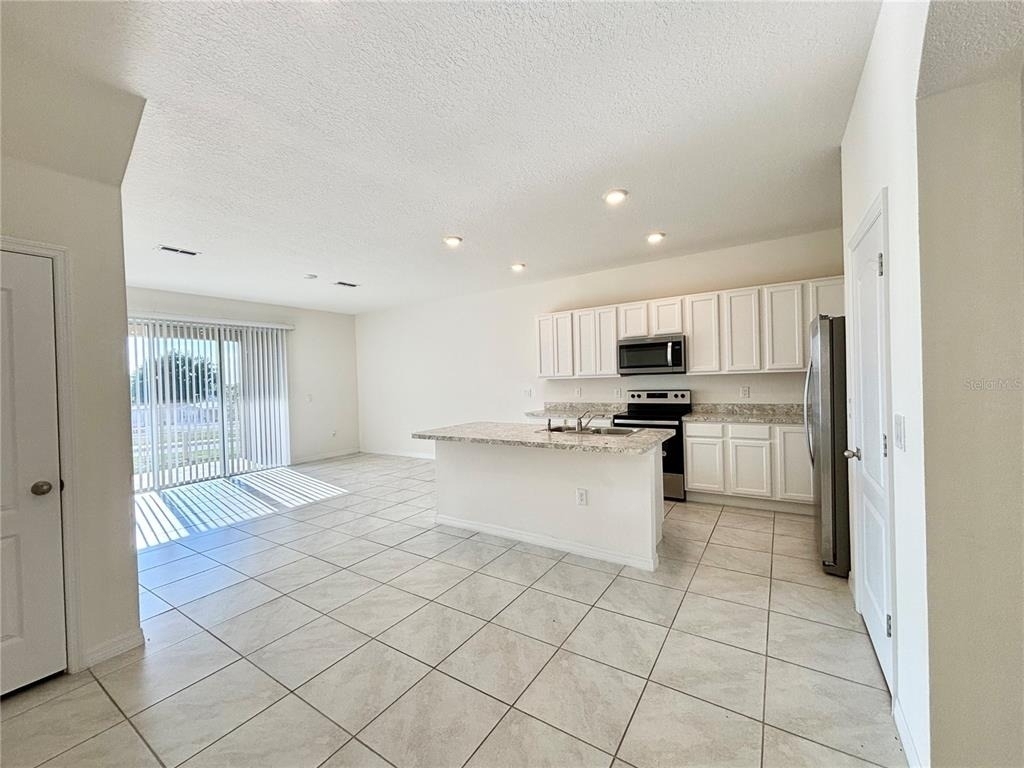 401 Feltrim Reserve Boulevard - Photo 2