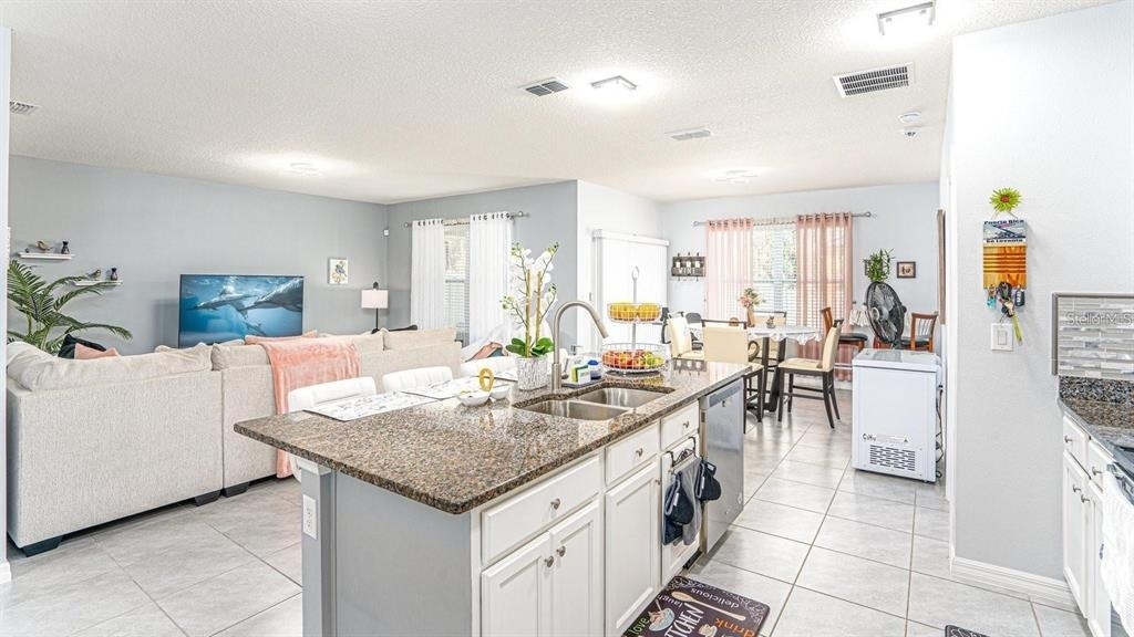 1610 Spray Terrace - Photo 3