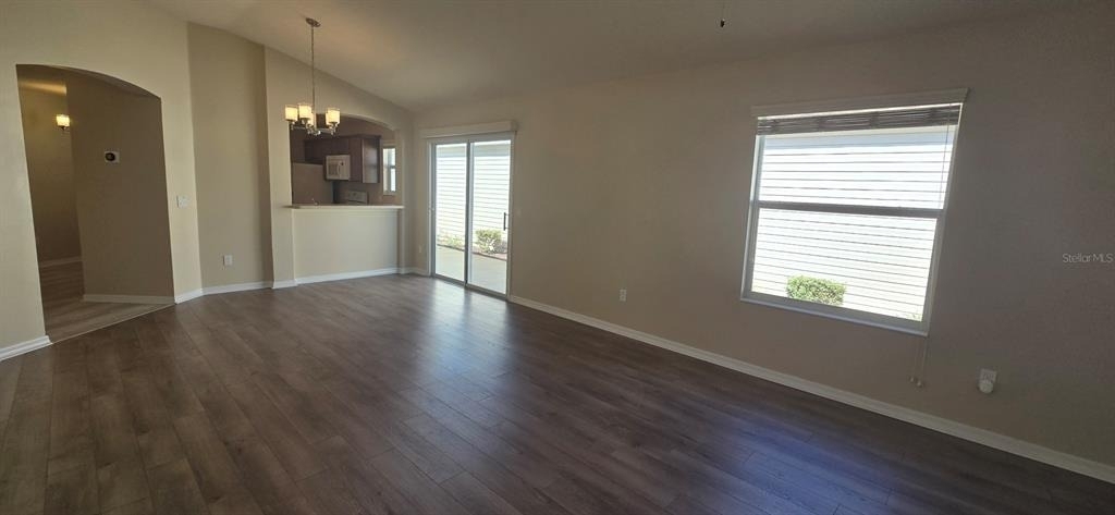 2577 Lindewood Street - Photo 7