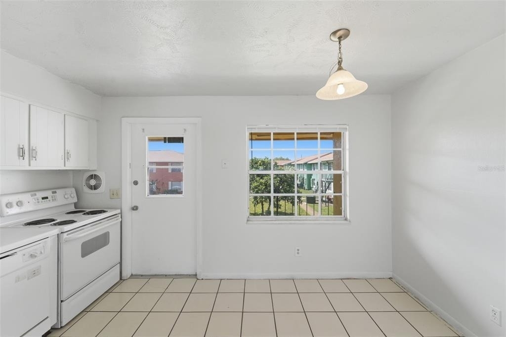 1655 W Oak Ridge Road - Photo 18