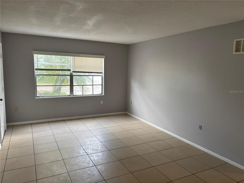 5325 Curry Ford Road - Photo 3