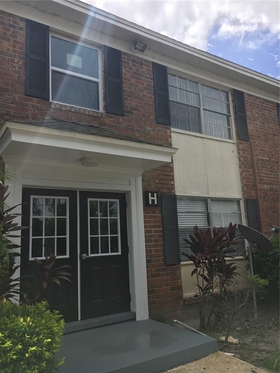 5325 Curry Ford Road - Photo 0