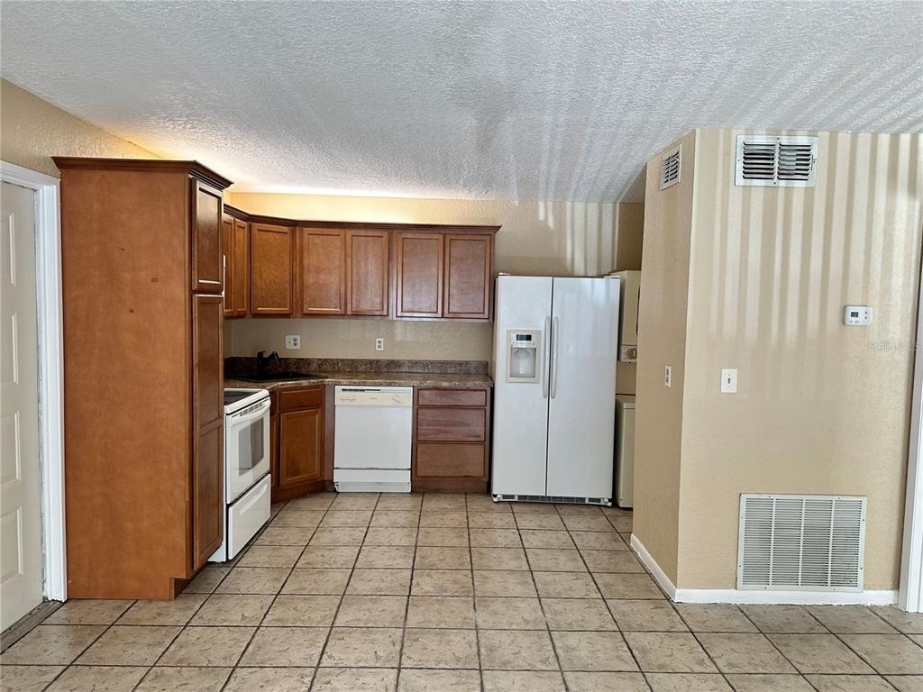 8205 Sun Spring Circle - Photo 2