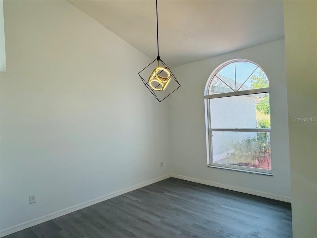 215 Hollowbrook Circle - Photo 15