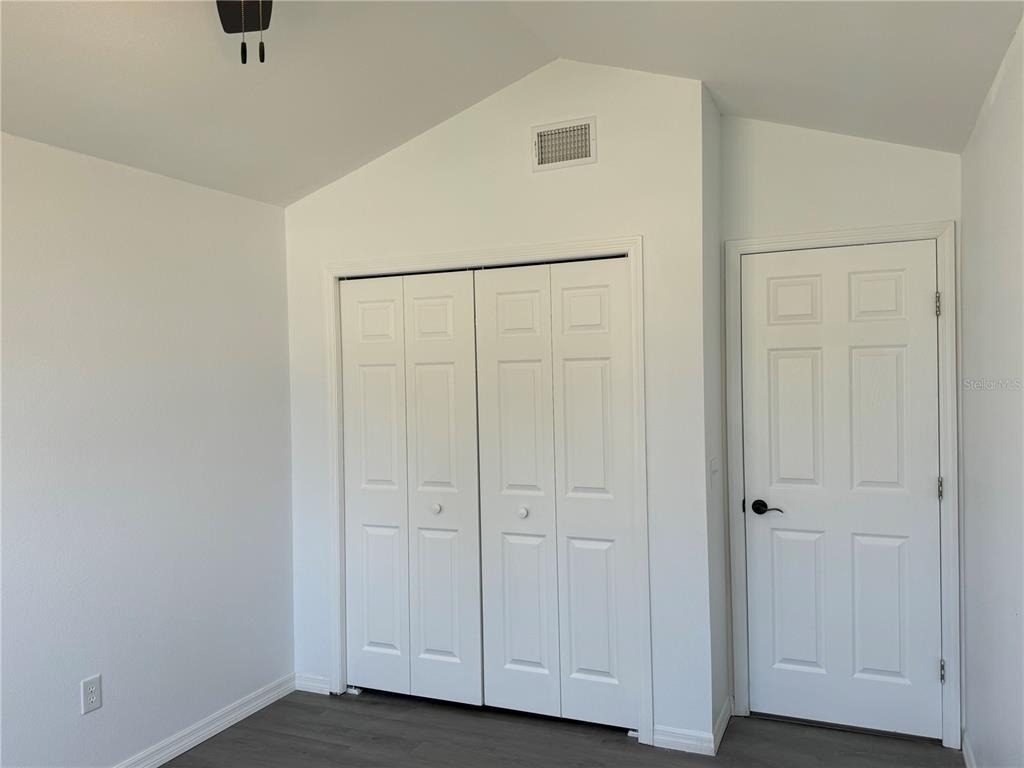 215 Hollowbrook Circle - Photo 21