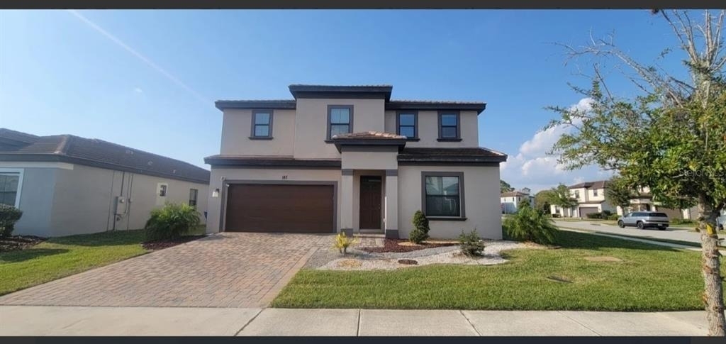 187 Brookes Place - Photo 0