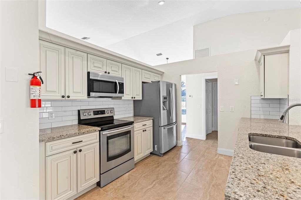 2141 Sw Bayshore Boulevard - Photo 12