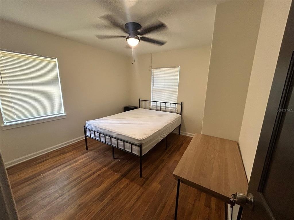 3035 W University Avenue - Photo 10