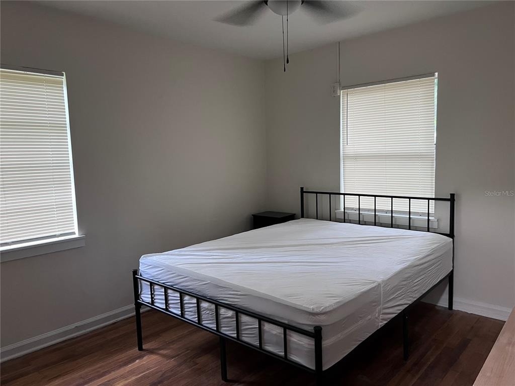 3035 W University Avenue - Photo 15
