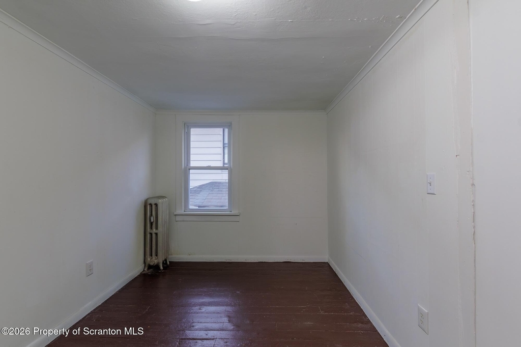 623 E Elm Street - Photo 7