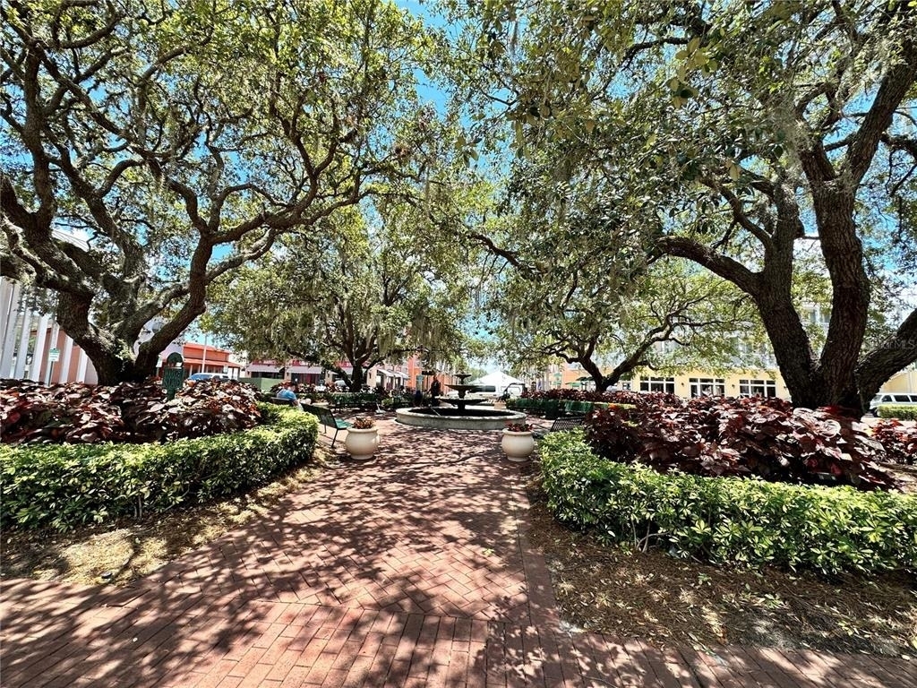 729 Celebration Avenue - Photo 38