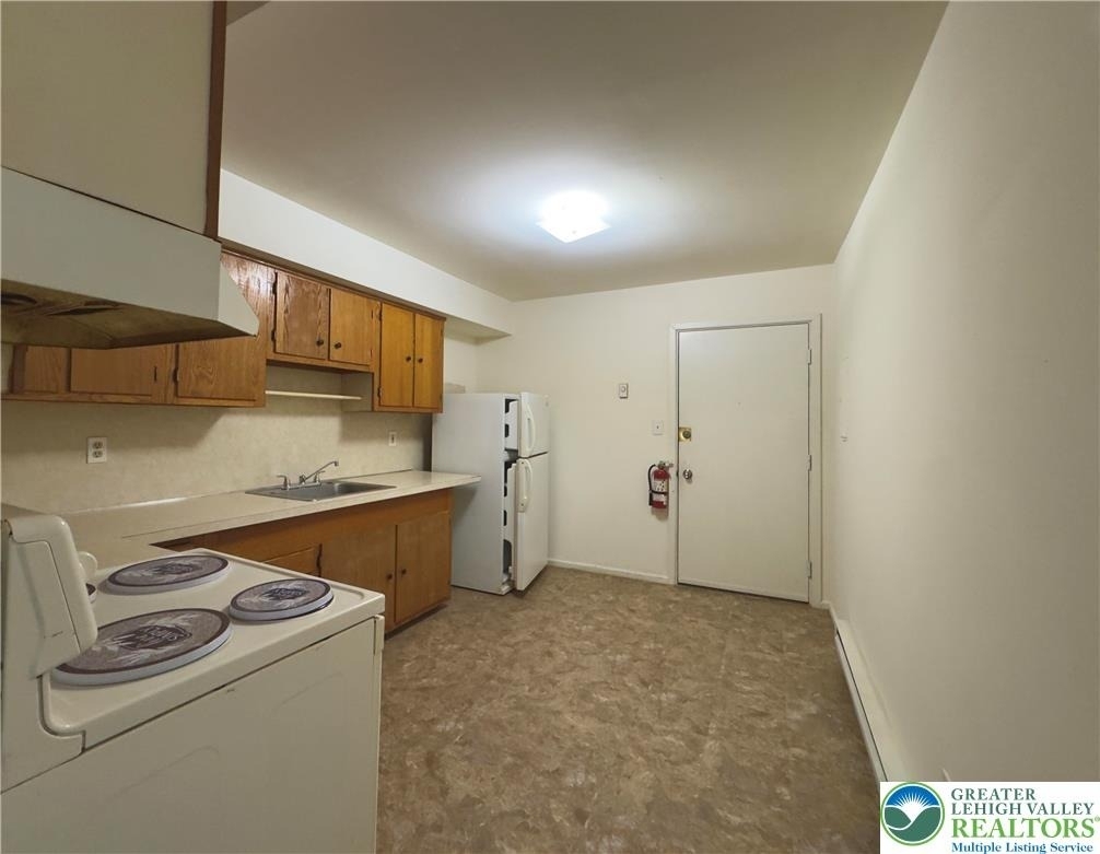 709 Front Street - Photo 2