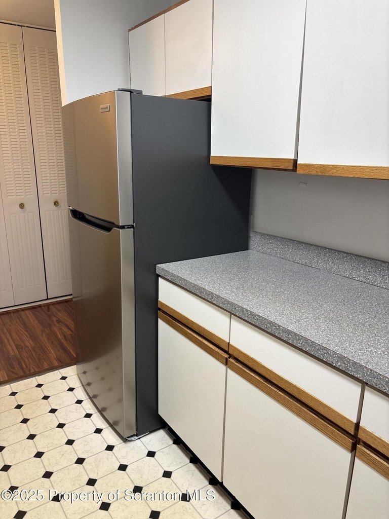 1704 Summit Pointe - Photo 3