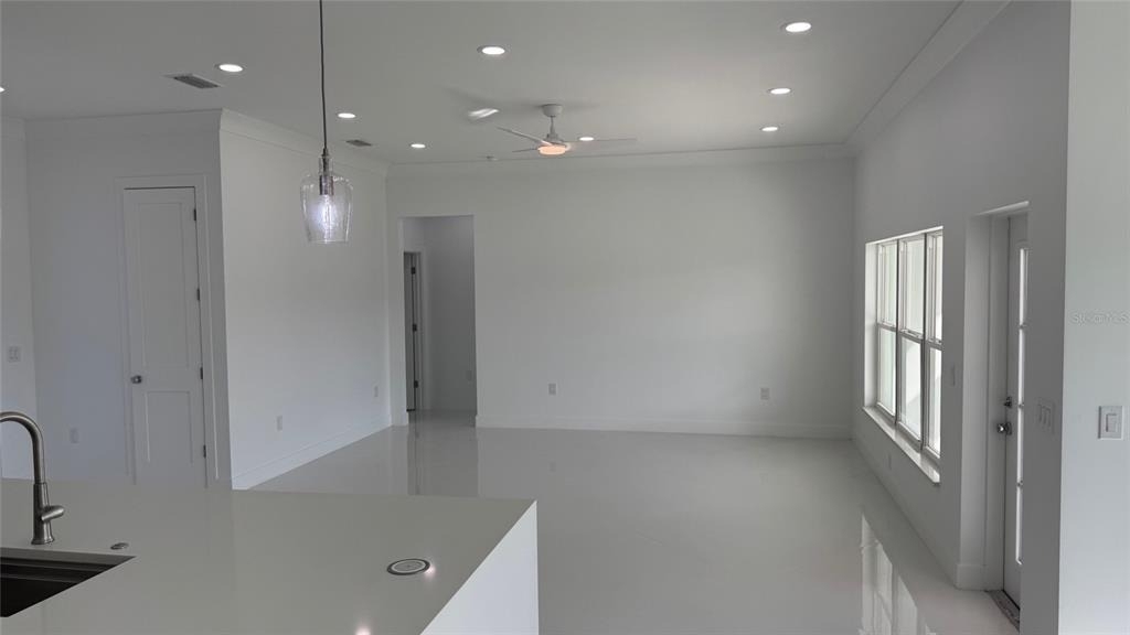 82 Kenly Street - Photo 23