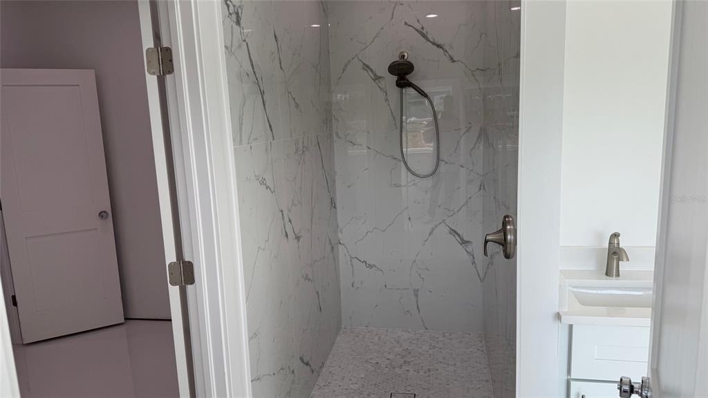 82 Kenly Street - Photo 14
