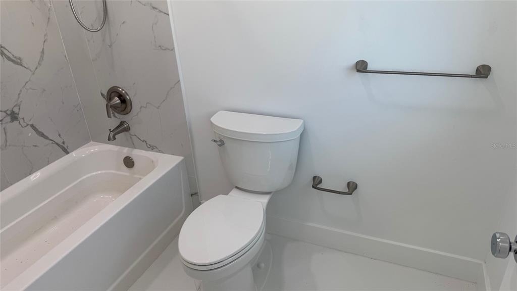 82 Kenly Street - Photo 1