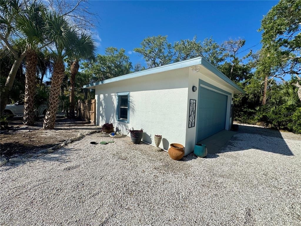 7372 Melaleuca Way - Photo 24