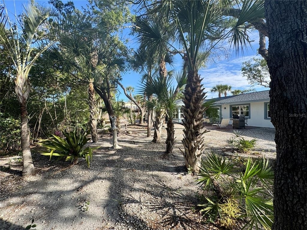 7372 Melaleuca Way - Photo 40