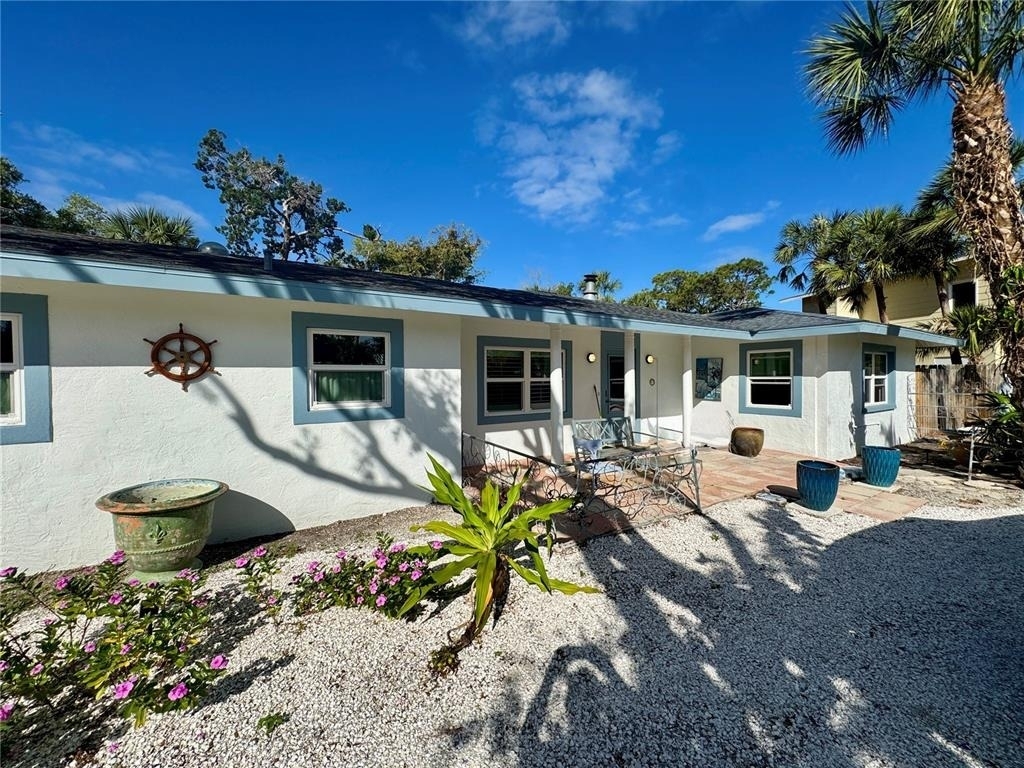 7372 Melaleuca Way - Photo 0