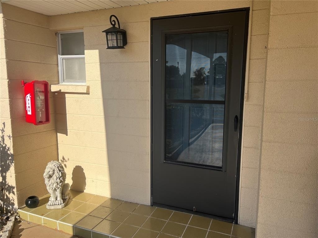 655 Park Circle - Photo 1