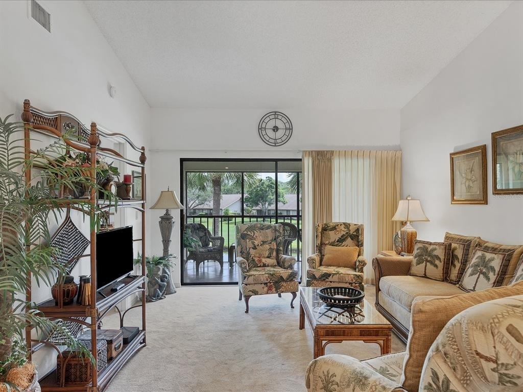 4440 Weybridge - Photo 6