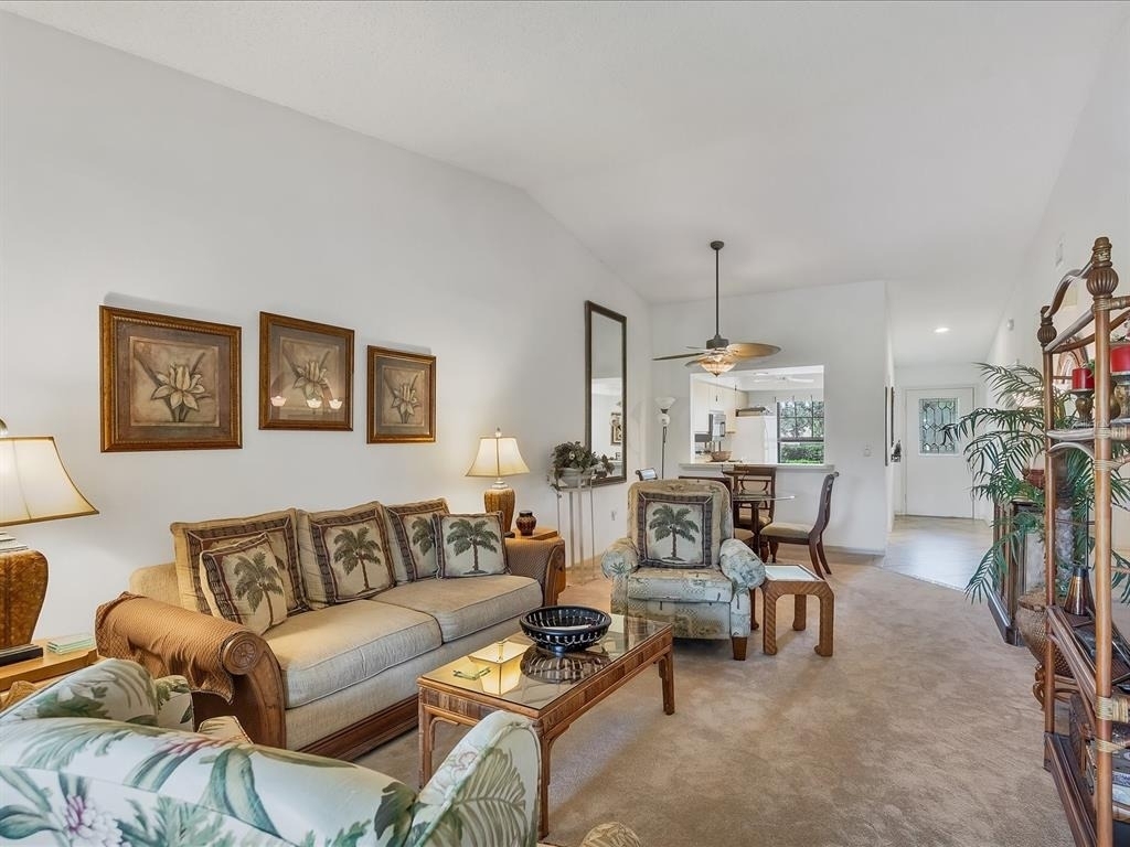 4440 Weybridge - Photo 7