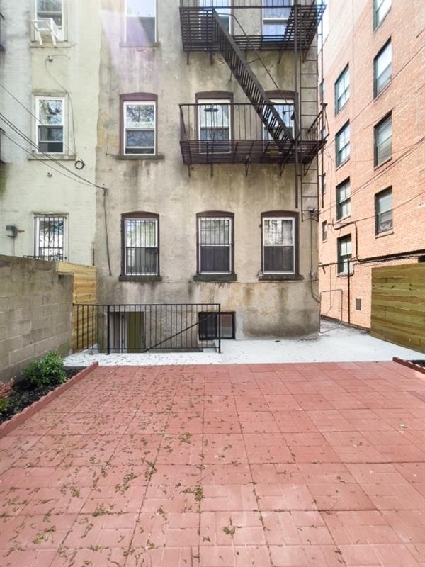 115 Carlton Avenue - Photo 9